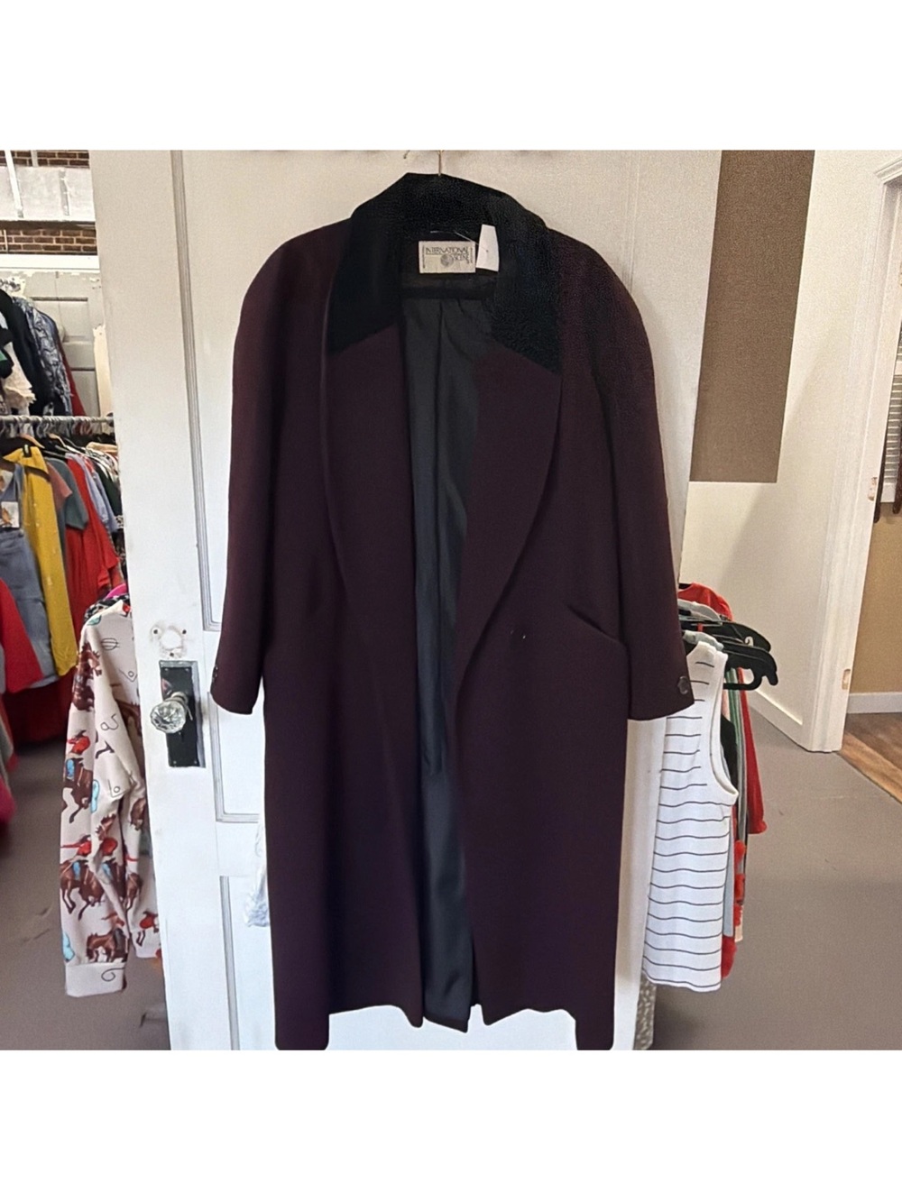 Vintage International scene lined coat, burgundy with black trim size 8 ladies